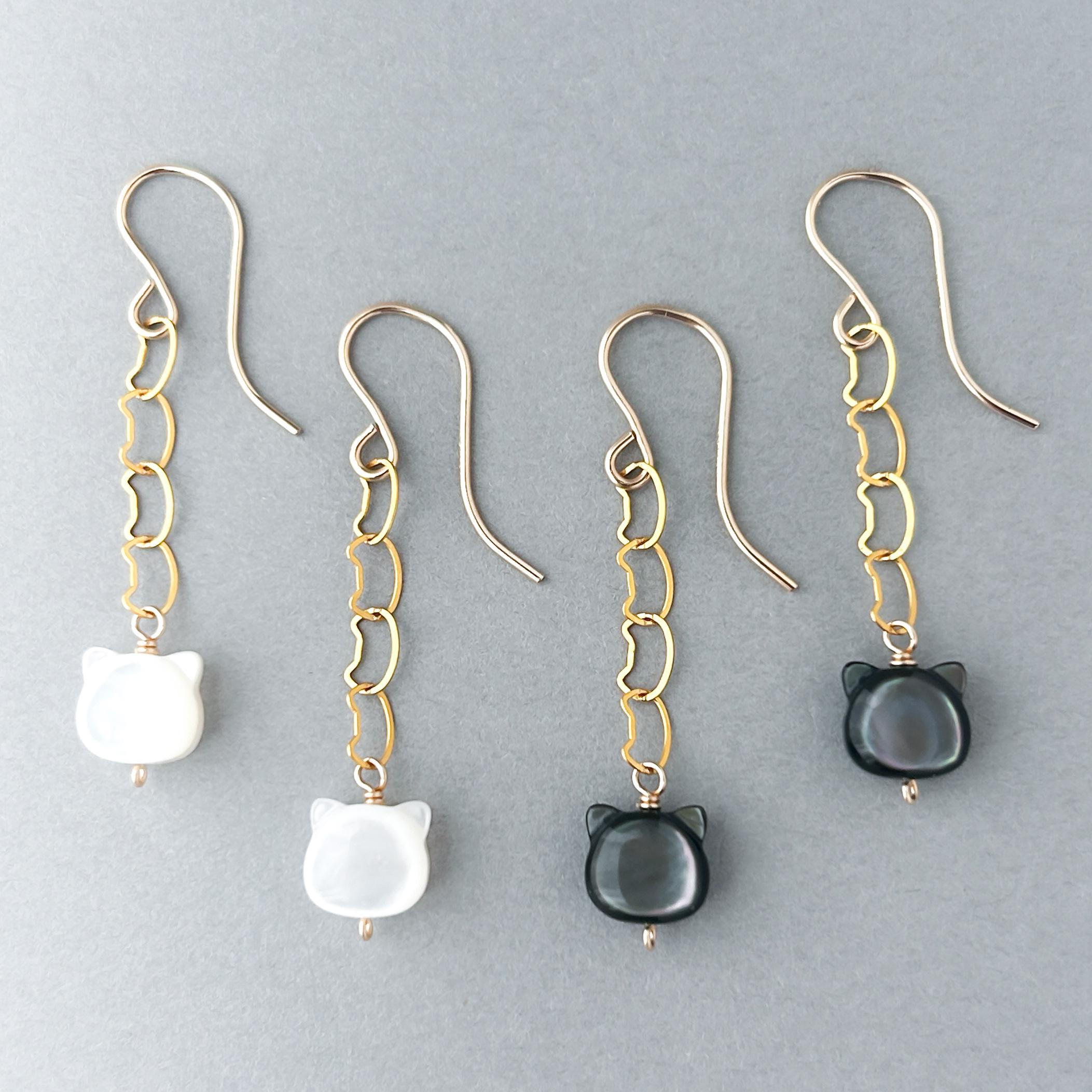 ✧まいにち猫パレード！✧ 揺れるシェル猫｜猫チェーンピアス（イヤリング）｜14kgf｜白猫／黒猫 【猫の日】